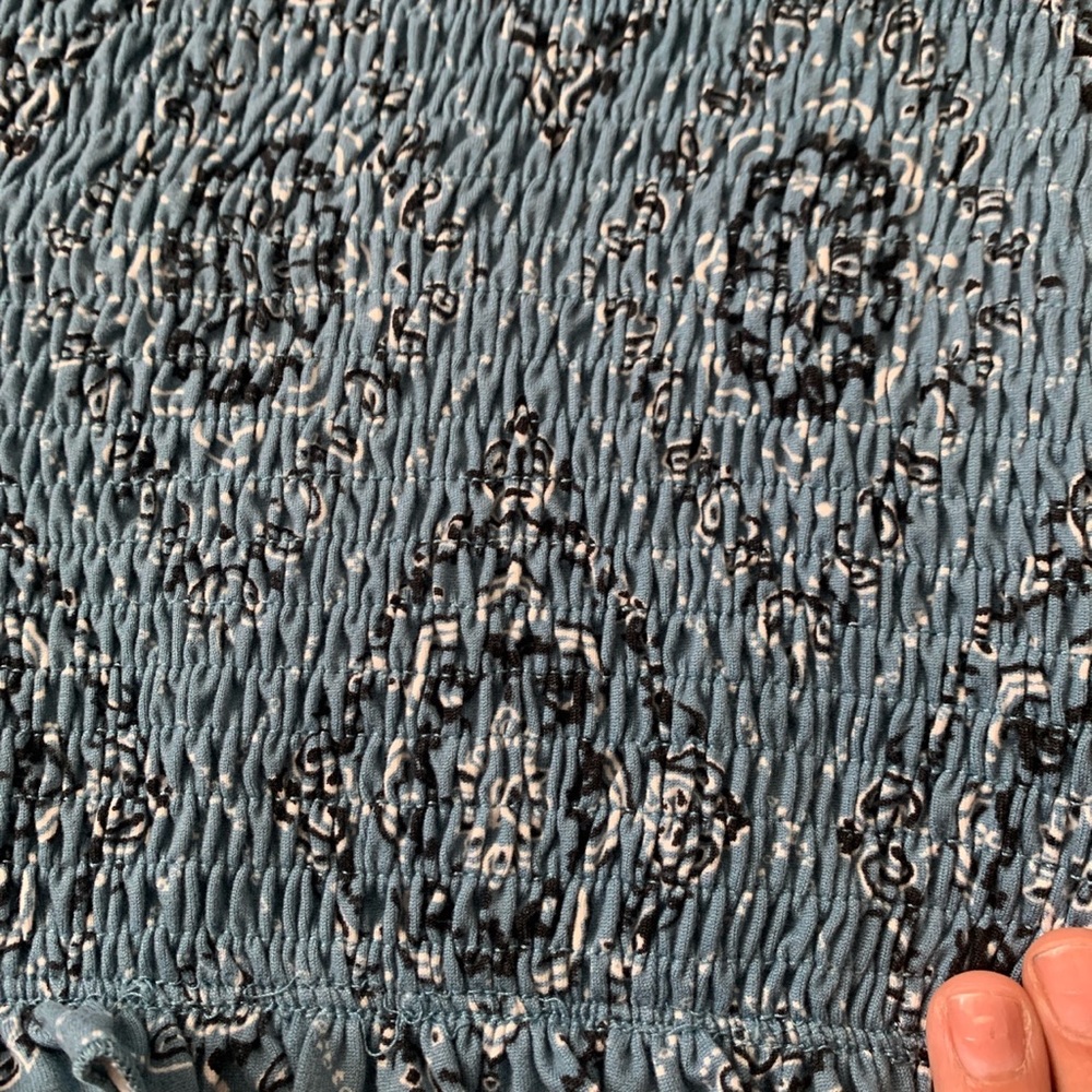 Smocked crop - Picture 2 of 5